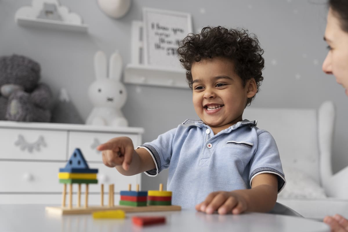 18 atividades que estimulam o desenvolvimento infantil para fazer em casa!